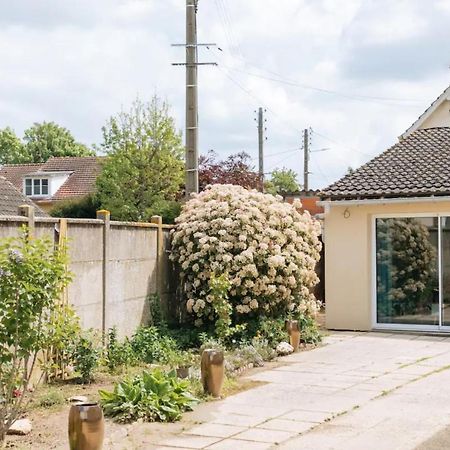 Little Green House For 4 People Villa เวอร์นอน ภายนอก รูปภาพ